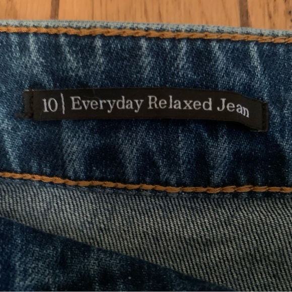 TALBOTS Everyday Relaxed Jeans women's Blue Jeans size 10 ankle length NWT - Picture 10 of 16